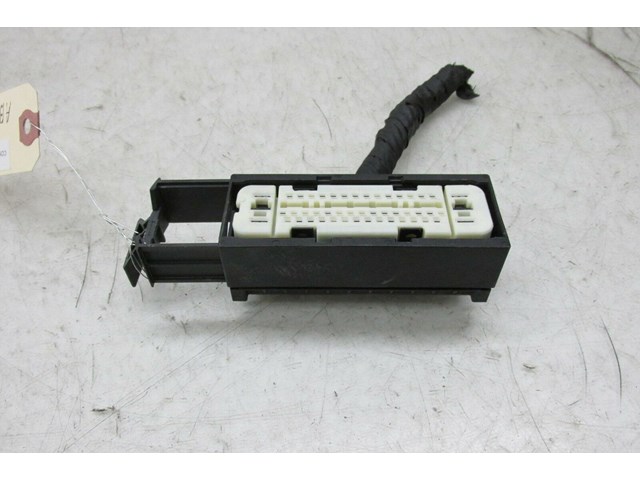  2009-2013 BMW 328i E93 E92 LCI OEM  ANTI LOCK BRAKE ABS PLUG PIGTAIL 