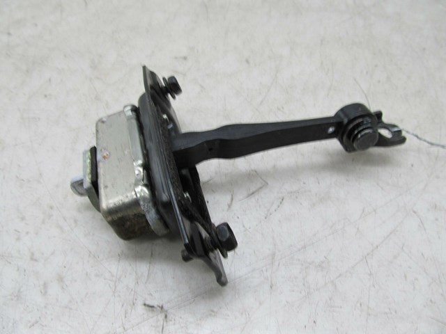 2009-2016 INFINITI FX35 QX70 OEM RIGHT FRONT DOOR STOPPER 