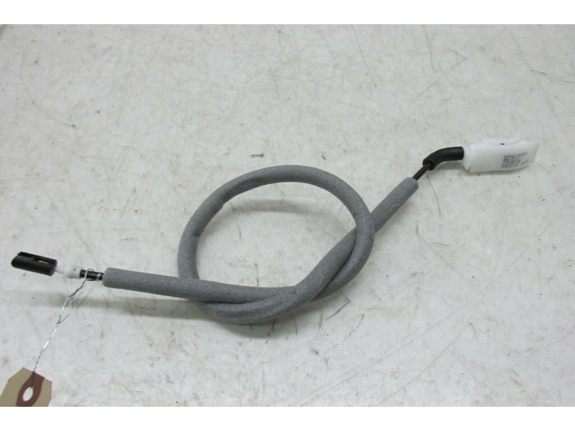 2007-2010 BMW X5 E70 OEM RIGHT REAR DOOR HANDLE LATCH CABLE 