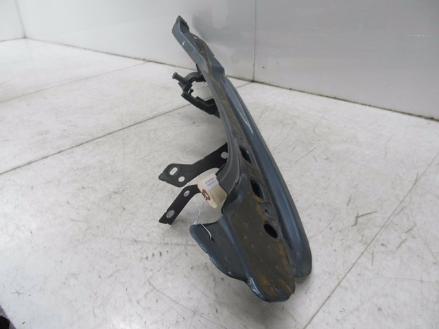 2004-2007 VOLKSWAGEN TOUAREG OEM LEFT FRONT FENDER BRACKET CARRIER