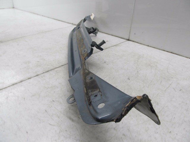 2004-2007 VOLKSWAGEN TOUAREG OEM LEFT FRONT FENDER BRACKET CARRIER