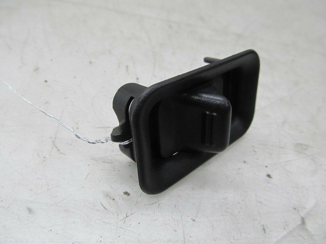 2003-2007 CHEVY SILVERADO OEM RIGHT FRONT DOOR LOCK INDICATOR 