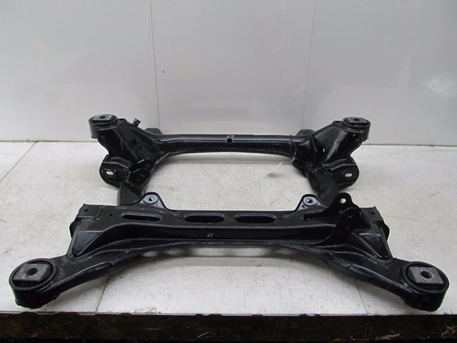 2004-2007 VOLKSWAGEN TOUAREG OEM FRONT CROSS MEMBER FRAME SUPPORT 