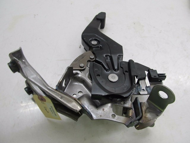 2014-2016 INFINITI Q50 OEM LEFT FRONT DRIVER SIDE E BRAKE 