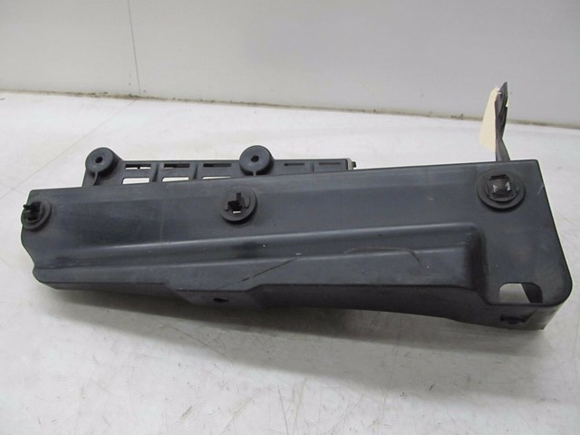 2007-2009 LEXUS LS460L XF40 OEM LEFT REAR LOWER BUMPER RETAINER 52566-50030