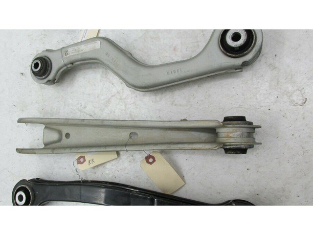2017-2019 BUICK LACROSSE OEM RIGHT REAR PASSENGER SIDE CONTROL ARMS SET OF 4