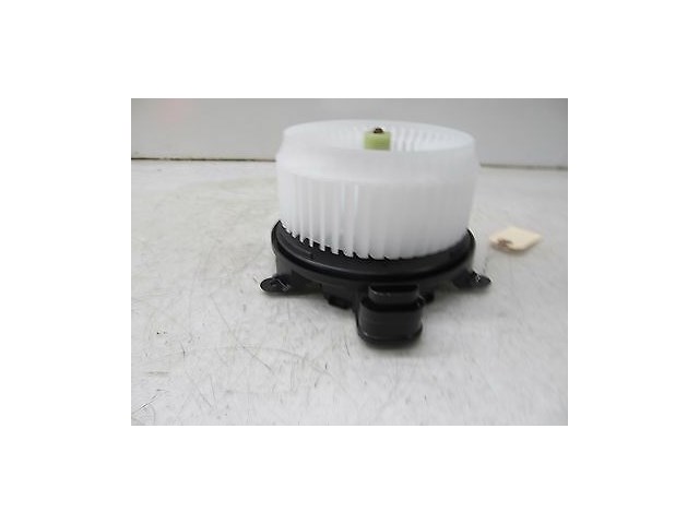 2013-2016 CADILLAC ATS OEM RIGHT FRONT HEATER BLOW MOTOR