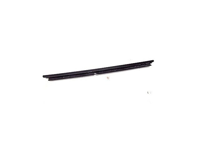 2002-2006 CADILLAC ESCALADE OEM RIGHT REAR OUTER WINDOW SWEEP 
