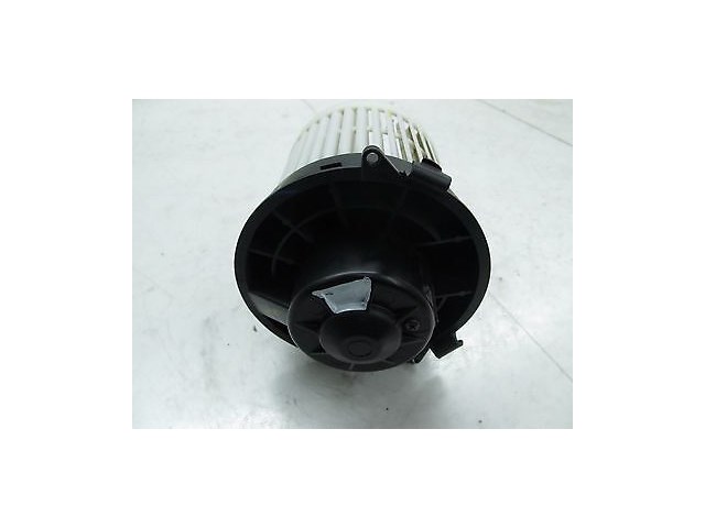 2014-2016 NISSAN VERSA NOTE OEM FRONT BLOW MOTOR 