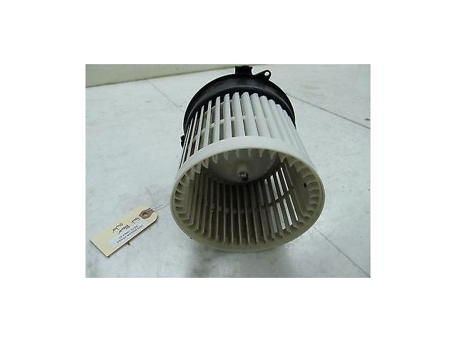 2014-2016 NISSAN VERSA NOTE OEM FRONT BLOW MOTOR 