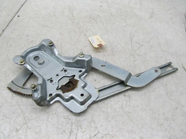 2003-2004 LAND ROVER DISCOVERY OEM RIGHT REAR DOOR WINDOW TRACK REGULATOR 