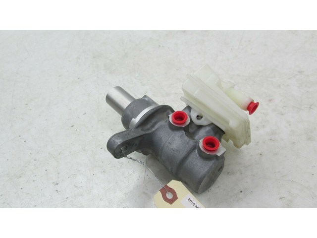 2015-2019 NISSAN MURANO OEM MASTER BRAKE CYLINDER     