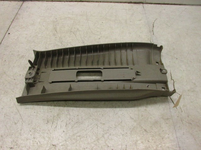 2007-2015 NISSAN XTERRA OEM RIGHT FRONT PASSENGER SIDE B-PILLAR 76985EA500 