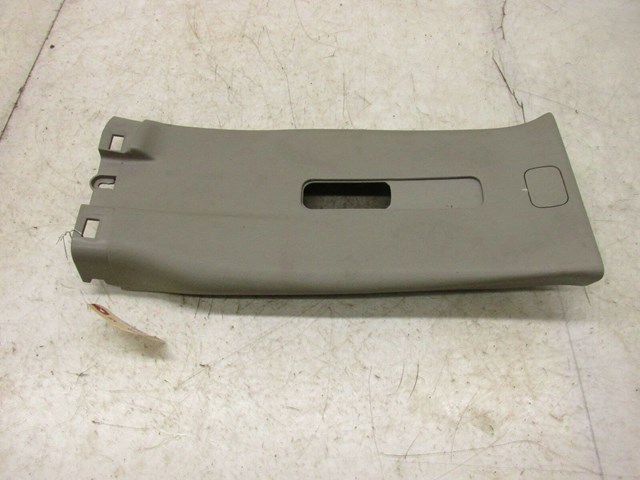 2007-2015 NISSAN XTERRA OEM RIGHT FRONT PASSENGER SIDE B-PILLAR 76985EA500 