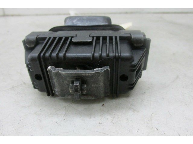 2007-2010 BMW 328xi E90 OEM RIGHT FRONT PASSENGER SIDE DOOR STOP CHECK STRAP 