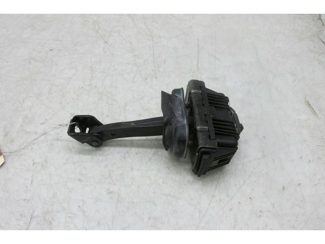 2007-2010 BMW 328xi E90 OEM RIGHT FRONT PASSENGER SIDE DOOR STOP CHECK STRAP 