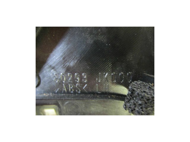 2009 INFINITI G37 SEDAN AWD OEM LEFT FRONT MIRROR INNER PLASTIC COVER