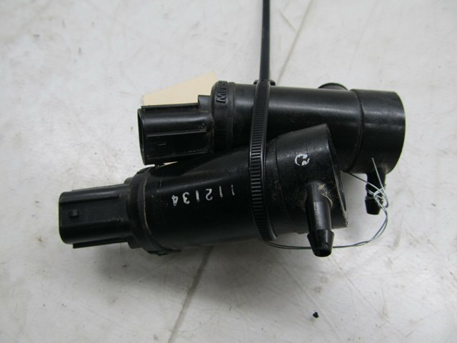 2010-2014 SUBARU IMPREZA OEM FRONT WINDOW WINDSHIELD FLUID PUMP PAIR (2)