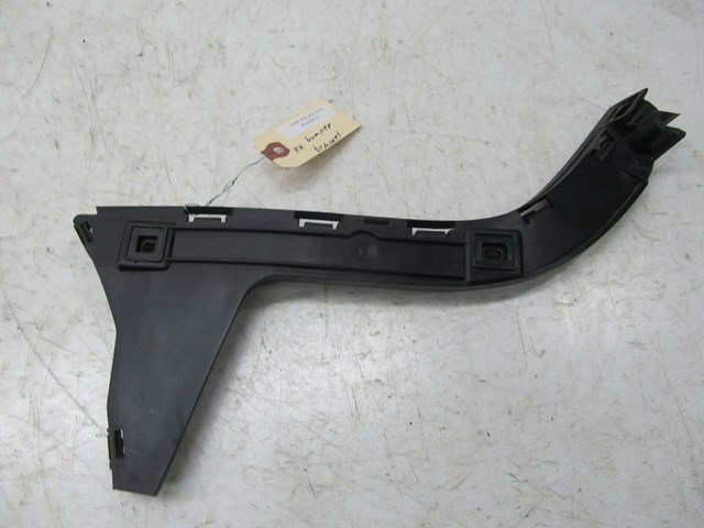 2006-2013 VOLVO C70 T5 OEM RIGHT REAR PASSENGER BUMPER MOUNTING BRACKET CLIP