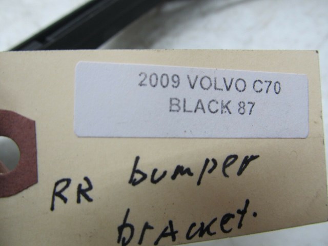 2006-2013 VOLVO C70 T5 OEM RIGHT REAR PASSENGER BUMPER MOUNTING BRACKET CLIP