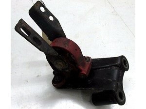 2004-2008 MASERATI QUATTROPORTE M139 OEM DRIVE SHAFT MOUNT SUPPORT BRACKET