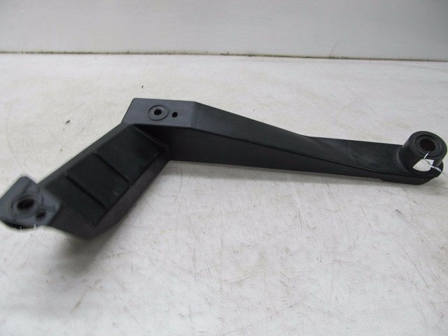 2004-2007 VOLKSWAGEN TOUAREG OEM RIGHT REAR BUMPER MOUNT BRACKET 7L6807862