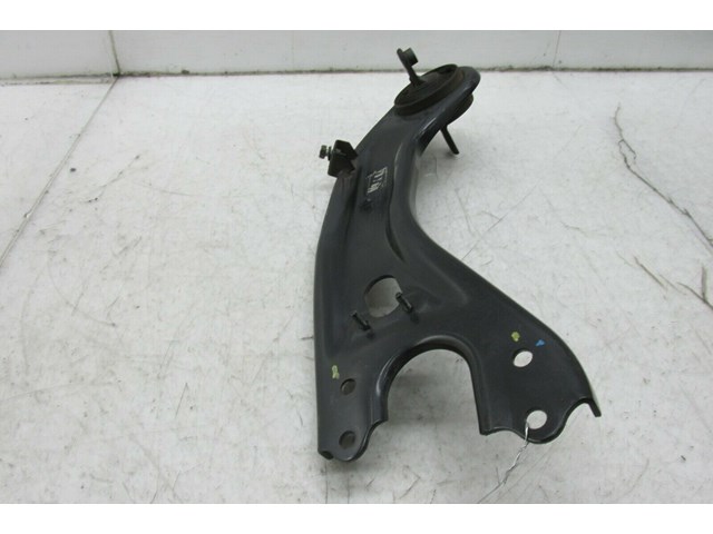 2014-2016 KIA CADENZA OEM RIGHT REAR TRAILING CONTROL ARM 