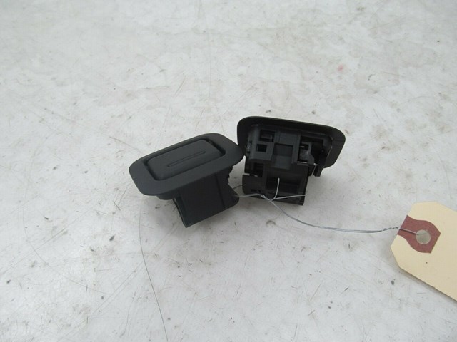 2012-2015 MERCEDES C350 COUPE OEM COAT HANGER HOOKS A207 810 0140