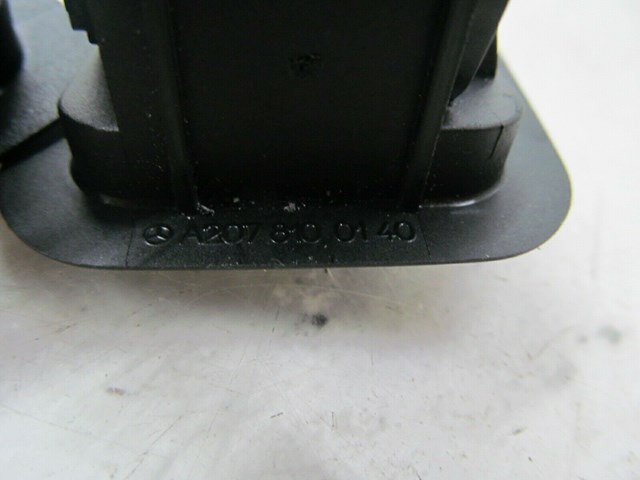 2012-2015 MERCEDES C350 COUPE OEM COAT HANGER HOOKS A207 810 0140