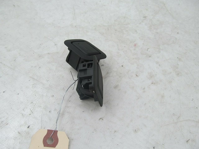 2012-2015 MERCEDES C350 COUPE OEM COAT HANGER HOOKS A207 810 0140