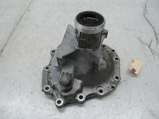   2011-2018 INFINITI M37 Q70 OEM REAR TRANSMISSION HOUSING COVER 