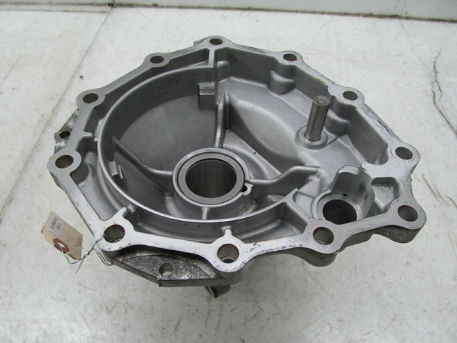   2011-2018 INFINITI M37 Q70 OEM REAR TRANSMISSION HOUSING COVER 