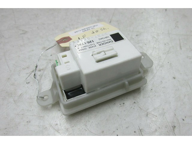  2011-2018 INFINITI M37 Q70 OEM LEFT FRONT AIR CLEANER PURIFIER 