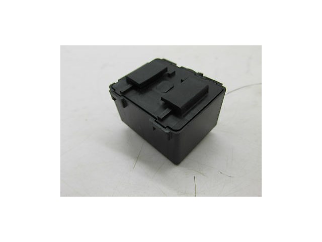 2006-2008 LEXUS IS250 XE20 OEM ABS SKID CONTROL / BUZZER