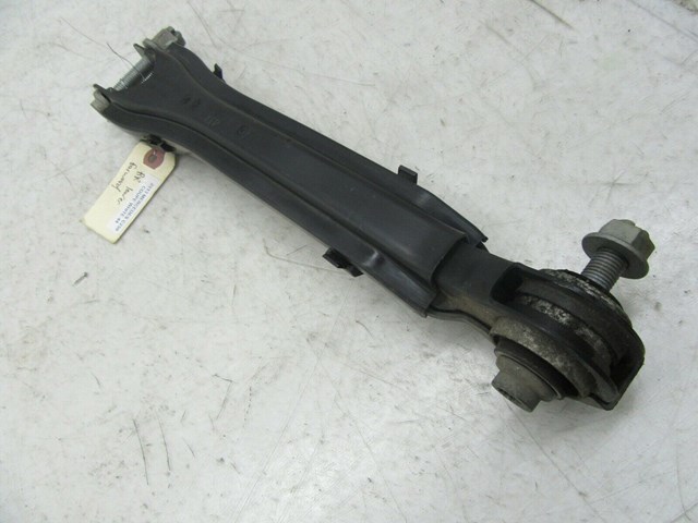 2012-2015 MERCEDES C250 COUPE W204 OEM RIGHT REAR LOWER FORWARD CONTROL ARM
