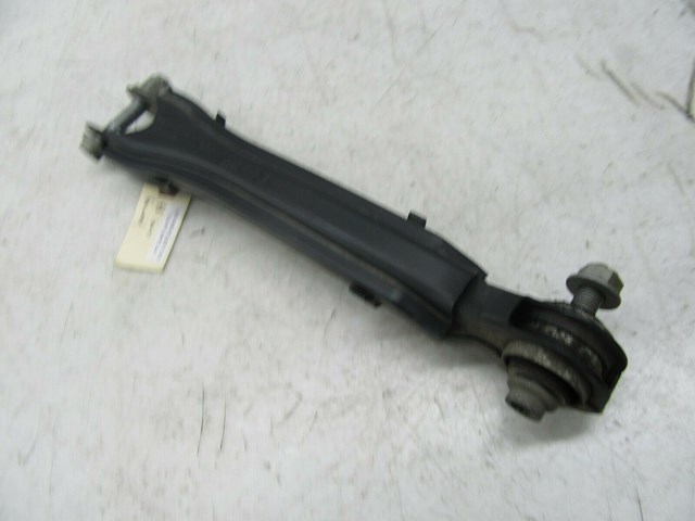2012-2015 MERCEDES C250 COUPE W204 OEM RIGHT REAR LOWER FORWARD CONTROL ARM