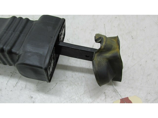 2009-2012 AUDI Q5 8R OEM RIGHT FRONT PASSENGER DOOR STOPPER CHECK STRAP    