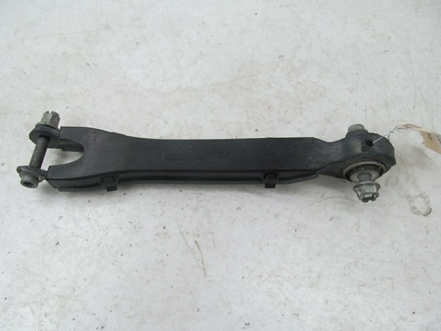 2012-2015 MERCEDES C350 COUPE OEM RIGHT REAR LOWER THRUST CONTROL ARM