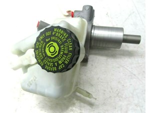 2012-2015 MERCEDES C250 COUPE W204 OEM MASTER BRAKE CYLINDER 