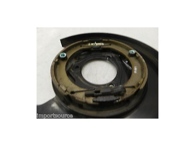 2013-2015 GMC ACADIA OEM RIGHT REAR PASSENGER SIDE DRUM BRAKE ASSEMBLY