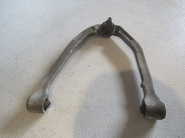 06 Infiniti G35 Driver Front Upper Control Arm  R16781