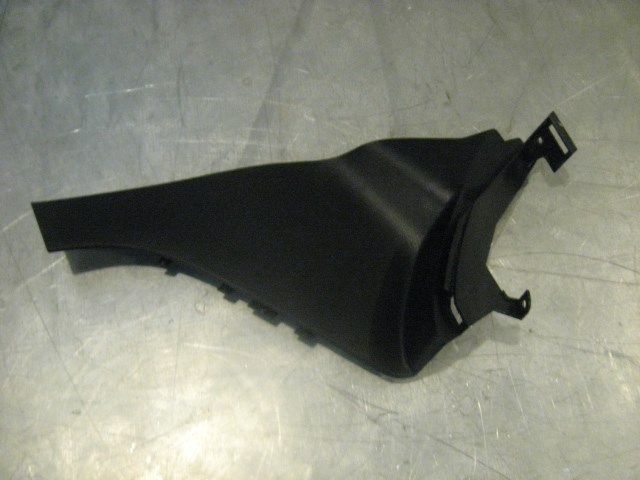 06 Infiniti G35 Sedan Driver Front Console Panel 68135 AC700 R16806