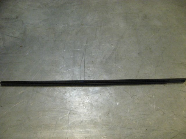 06 Infiniti G35 Sedan Front LH Window Sill  R16816