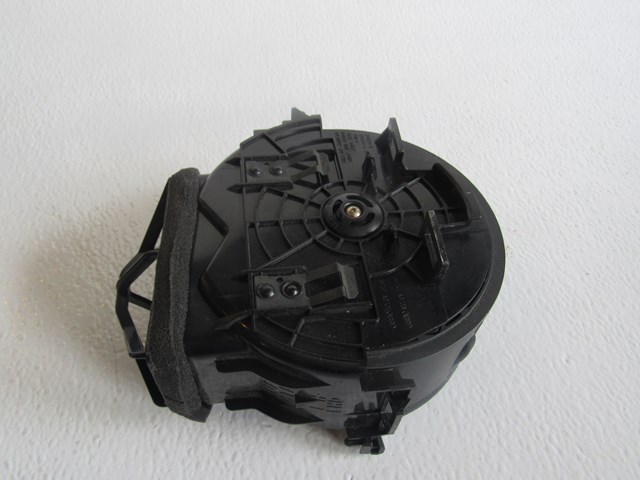 06 Infiniti G35 LH Driver Dash Vent 68751 AC700 R16818