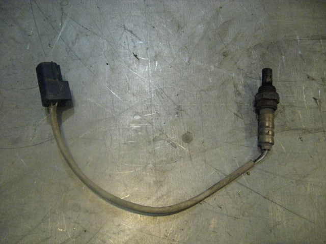 06 Infiniti G35 RH Catalytic Converter O2 Sensor  R16873