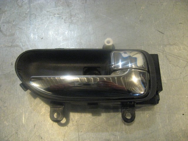 03 04 05 06 Infiniti G35 Sedan Rear RH Interior Door Handle  R16894