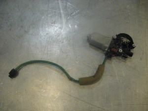 06 Infiniti G35 Rear RH Power Window Motor 82730 AL500 R16898