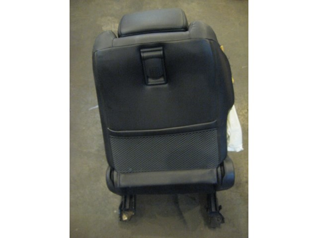 04 Infiniti G35 Coupe Front RH Seat - Bag Blown  R16910