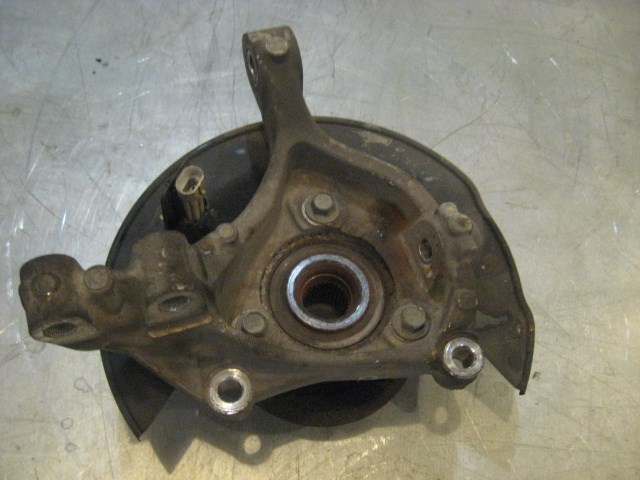 07  EQUINOX Front RH Spindle Knuckle  R16936