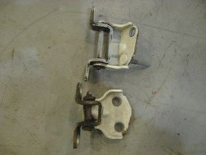 00 Subaru LEGACY Rear LH Door Hinge Set  R12219